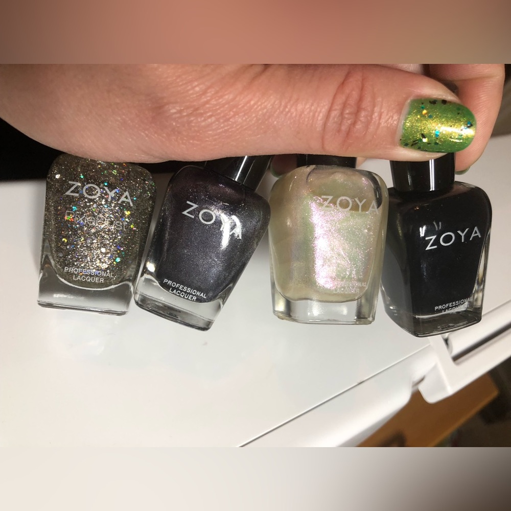 4 zoya Cosmo, Troy, Leia and Willa - Picture 5 of 6